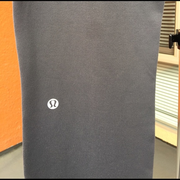 💕x2HP💕Lululemon grey leggings - Picture 6 of 6